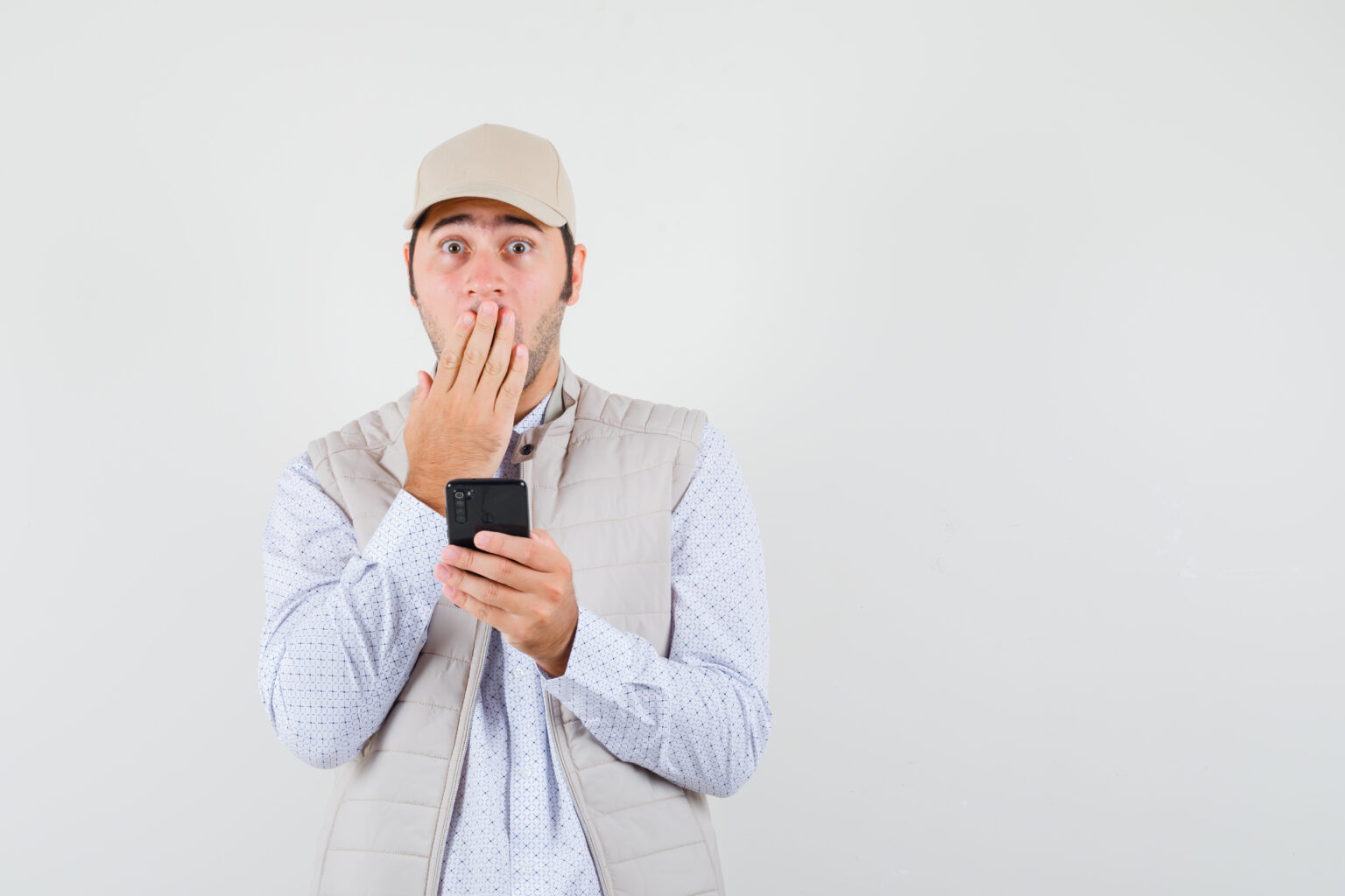 Kenapa Gen Z Takut Angkat Telepon? Fenomena Ini Ramai Dibahas di Media Sosial 