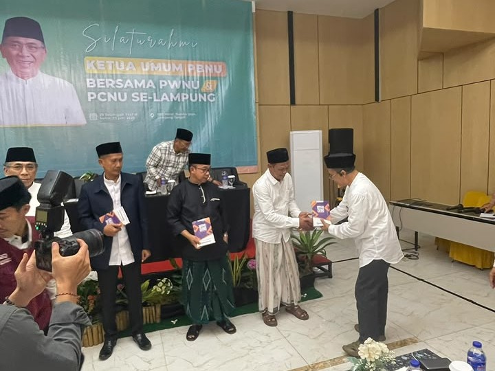 Penyerahan Simbolis 12.000 Mushaf